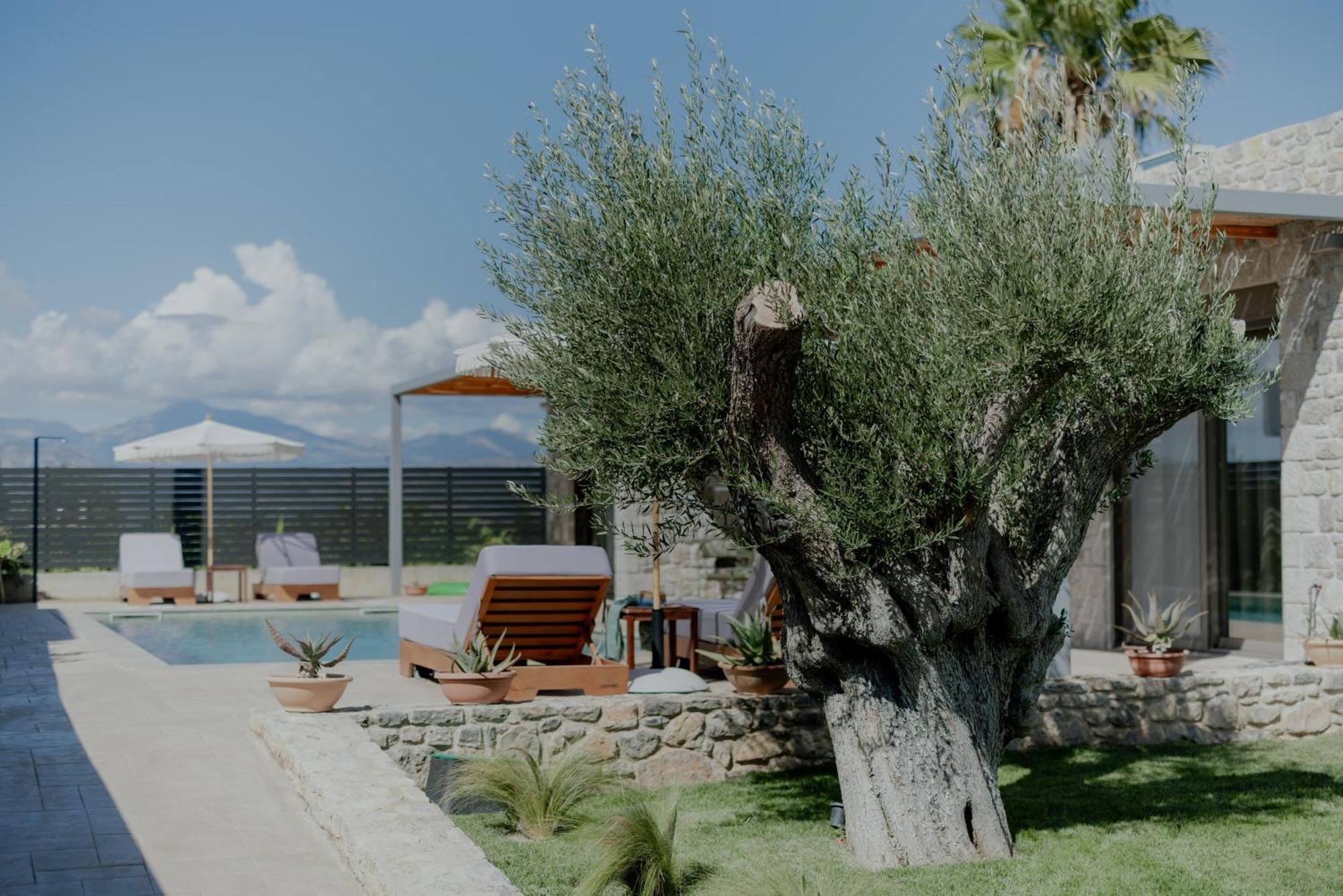 Niama Luxury Apartments Nafplio Ngoại thất bức ảnh
