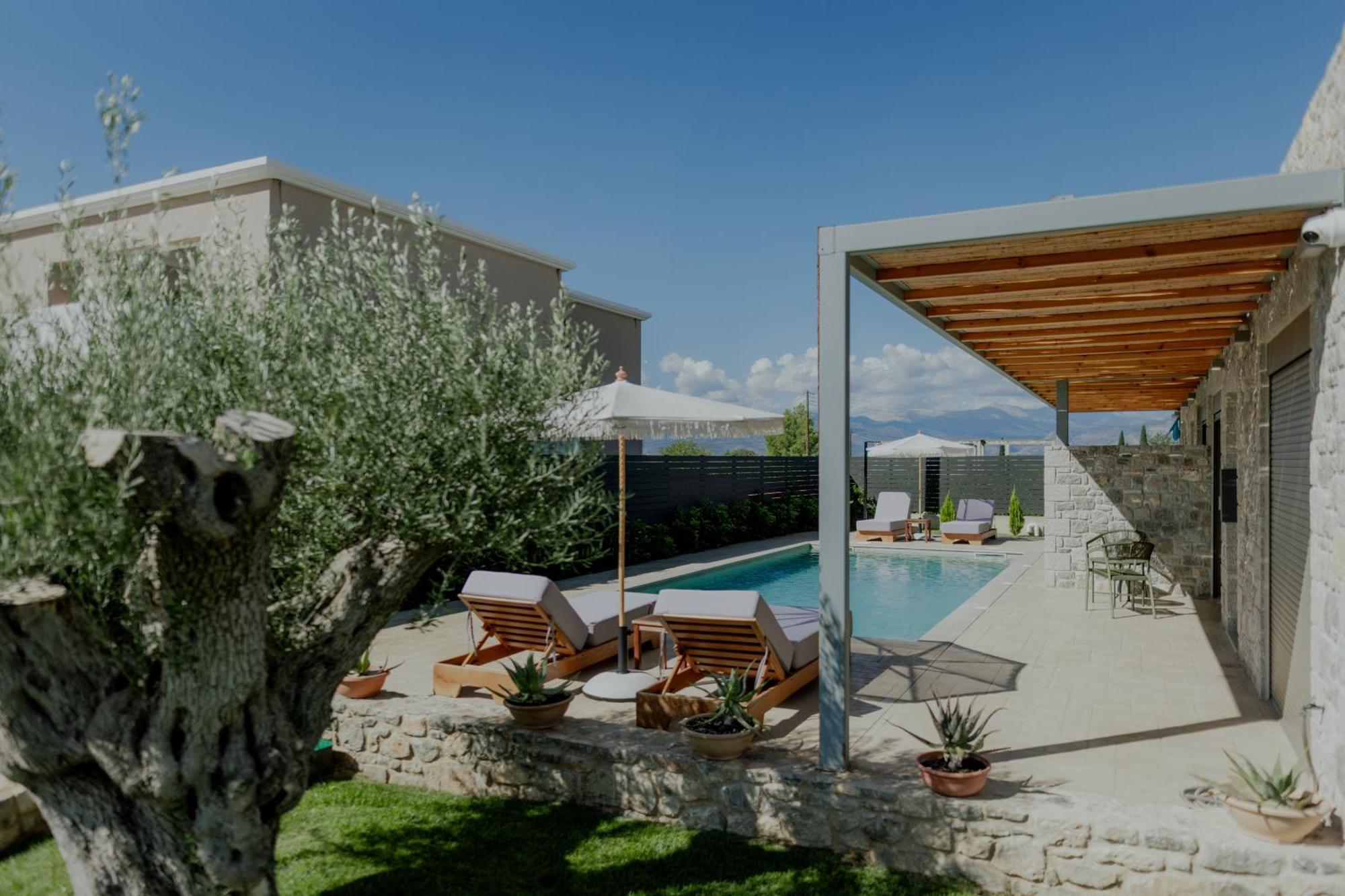 Niama Luxury Apartments Nafplio Ngoại thất bức ảnh