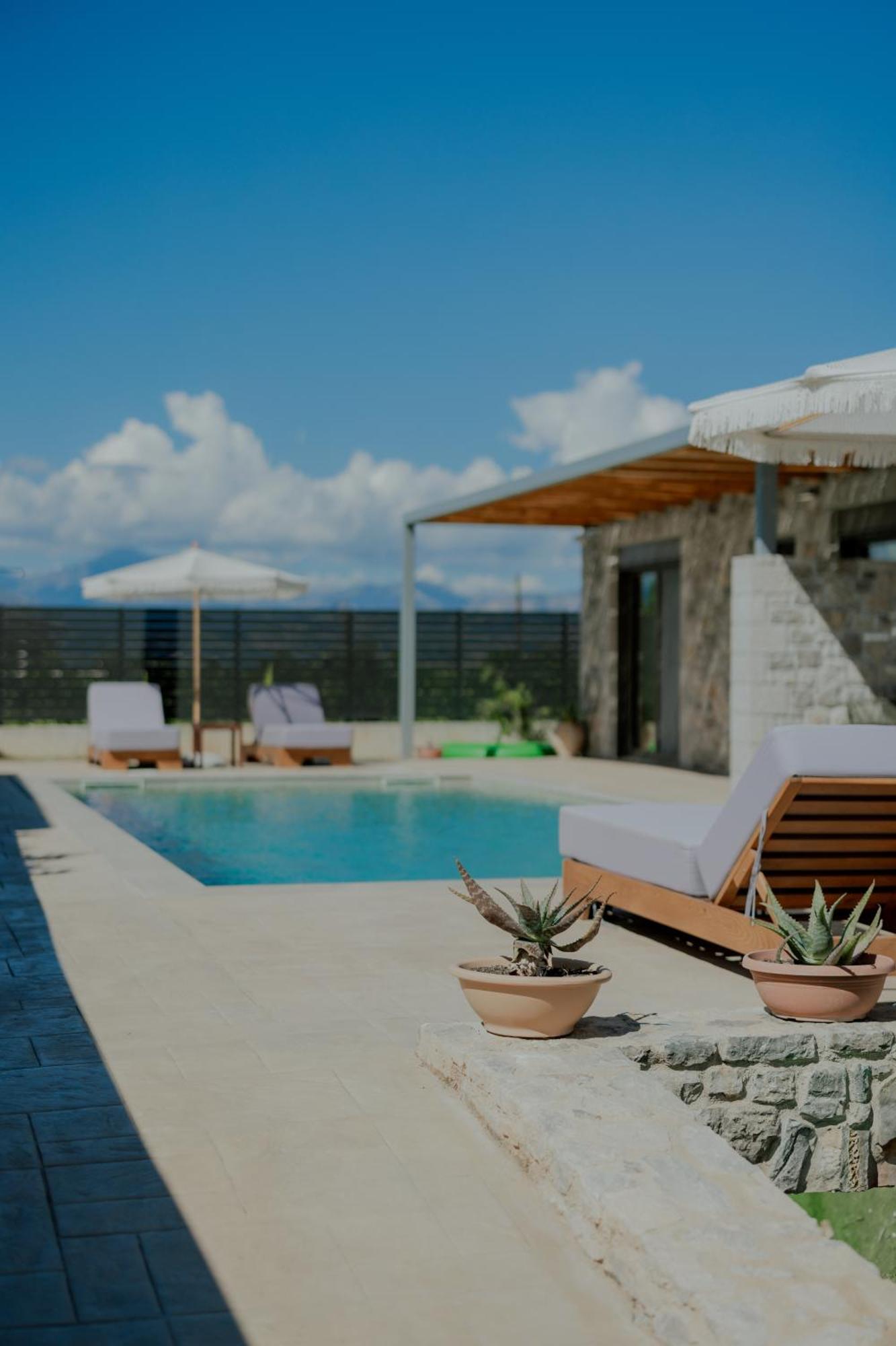 Niama Luxury Apartments Nafplio Ngoại thất bức ảnh